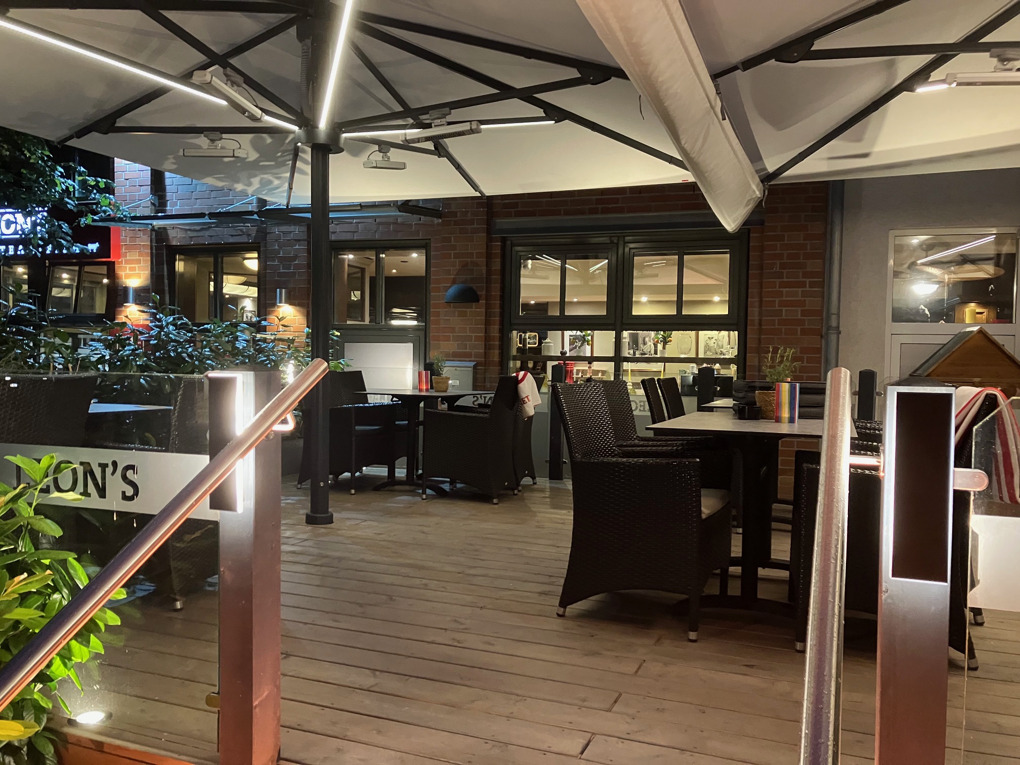 Restaurant Leons Terrasse